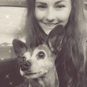 Meet your Posher, Elizabeth